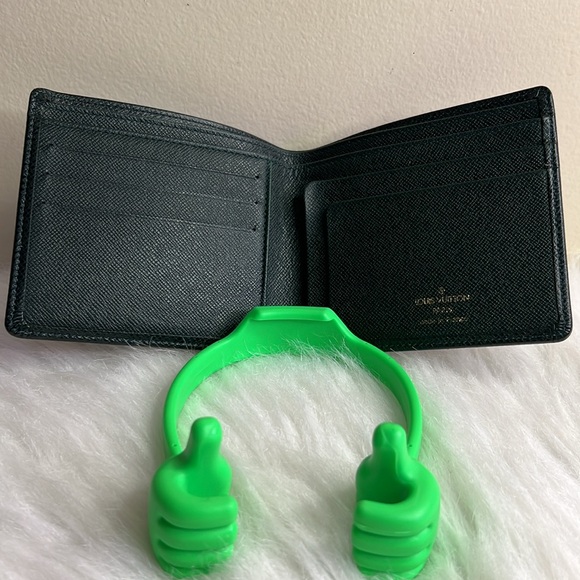 Louis Vuitton Mens Wallet - Picture 7 of 17